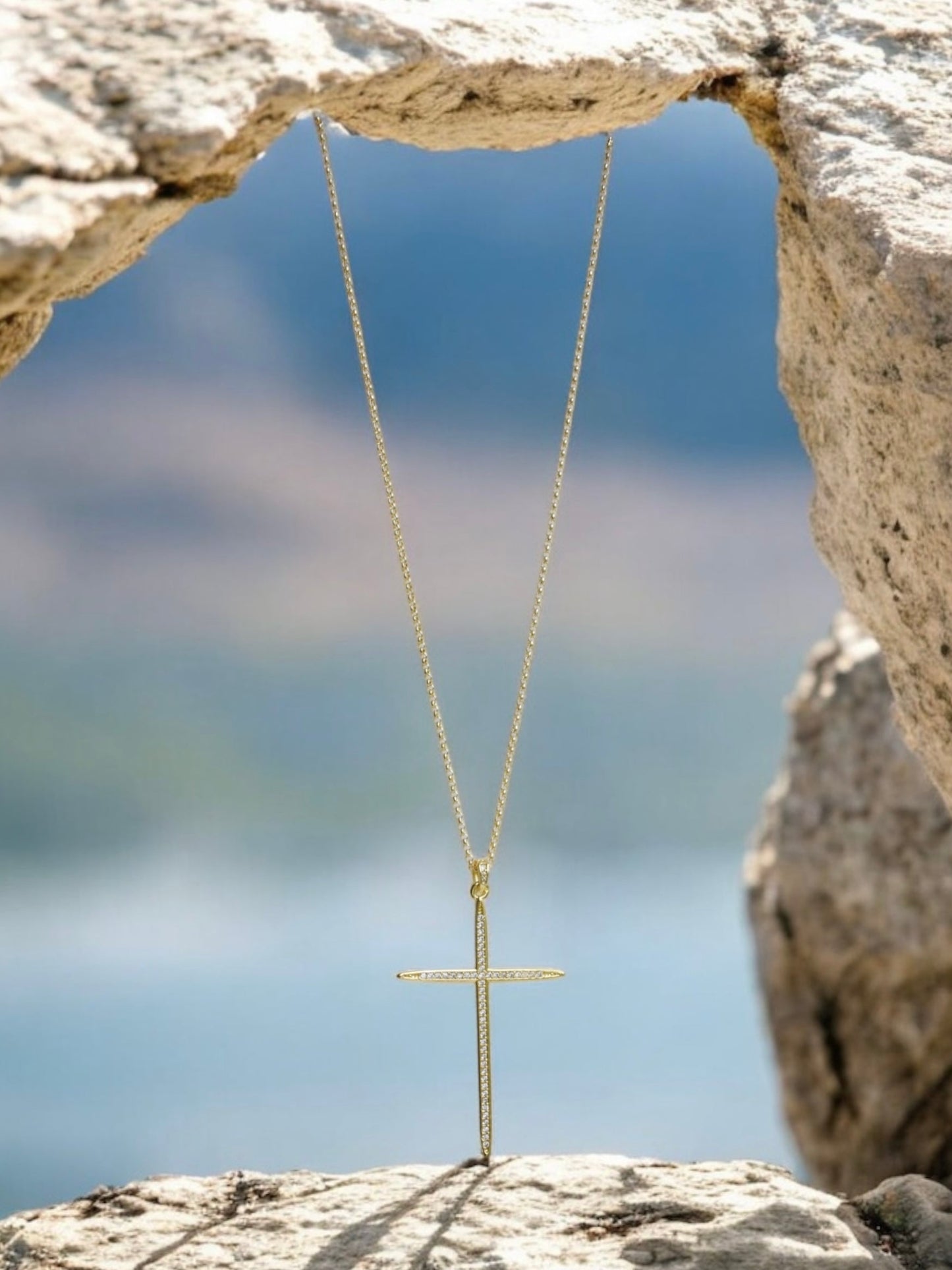 The Cross necklace